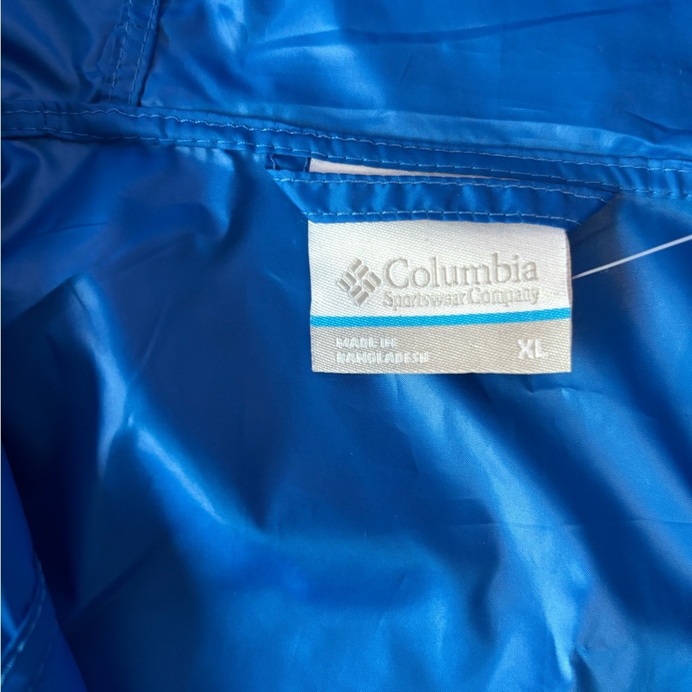 Columbia Blue and Black Hooded Jacket - Picture 5 of 6